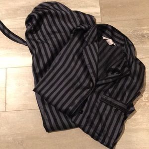 Victoria’s Secret XS short pajama set